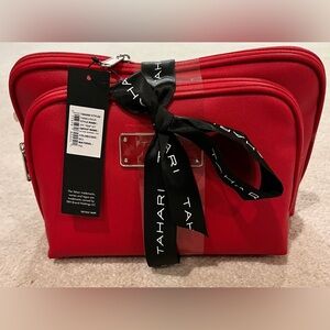 Tahari 2pc cosmetic bags